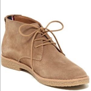 Tommy Hilfiger | NWOT/B Zaire Chukka Boot